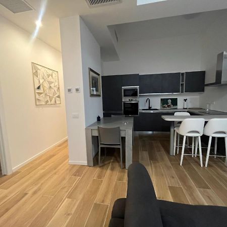 Milano Loft Apartment Luaran gambar