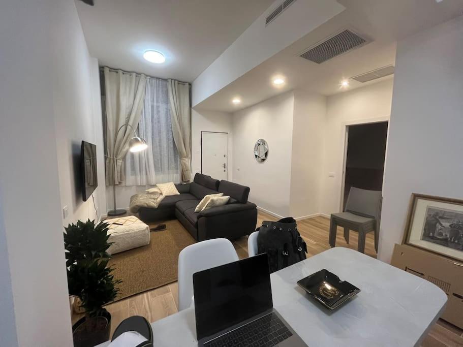 Milano Loft Apartment Luaran gambar